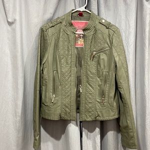Women’s Jacket